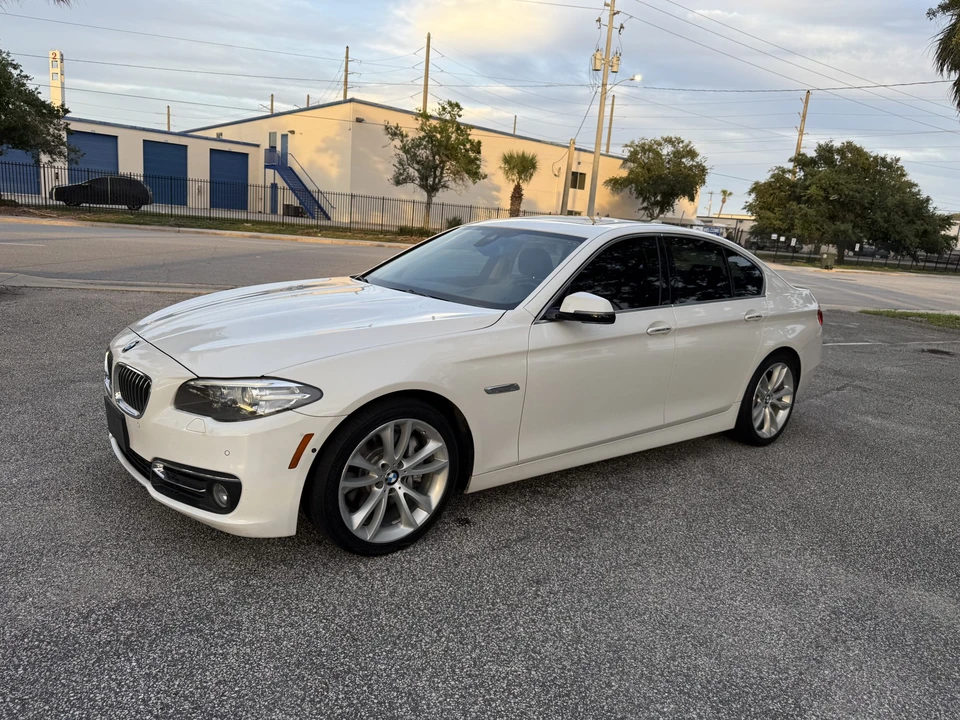 2014 BMW F10 5 Series Sedan - Image 22 of 31