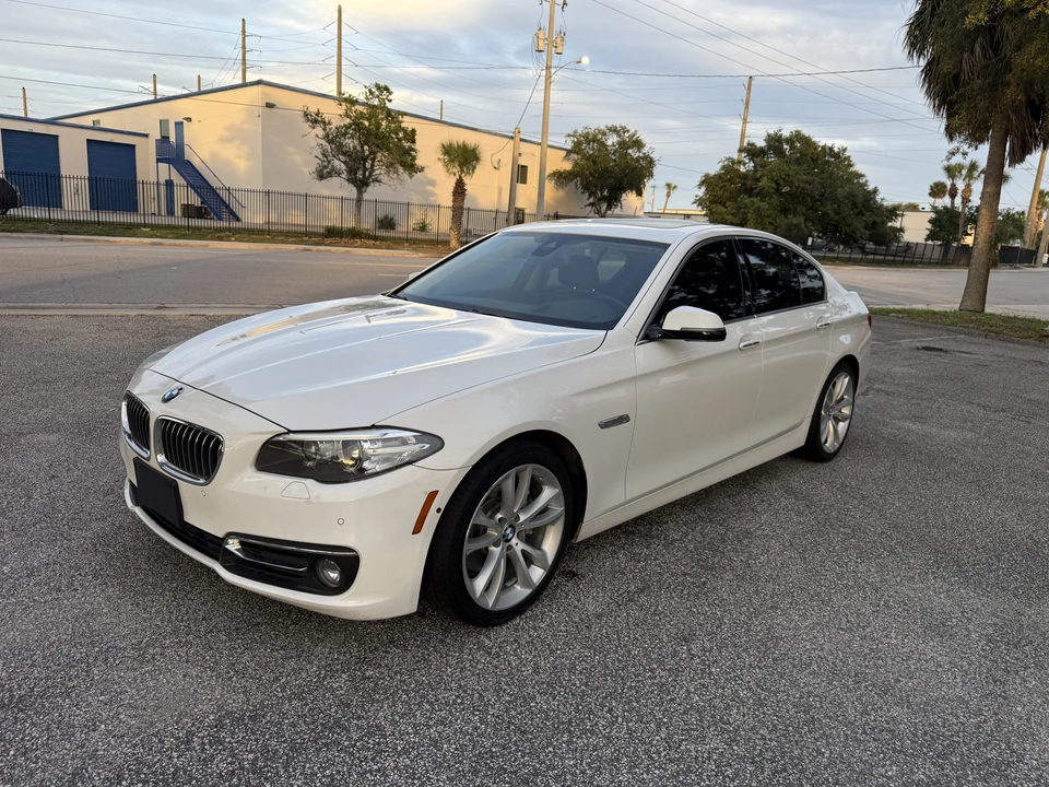 2014 BMW F10 5 Series Sedan - Image 20 of 31