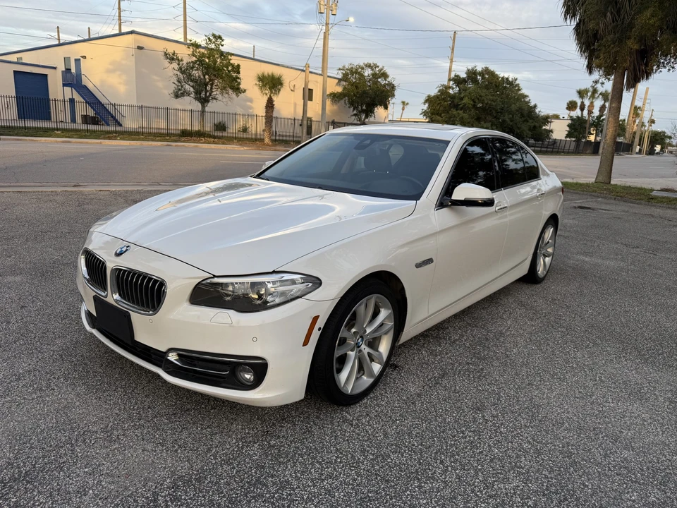 2014 BMW F10 5 Series Sedan - Image 19 of 31