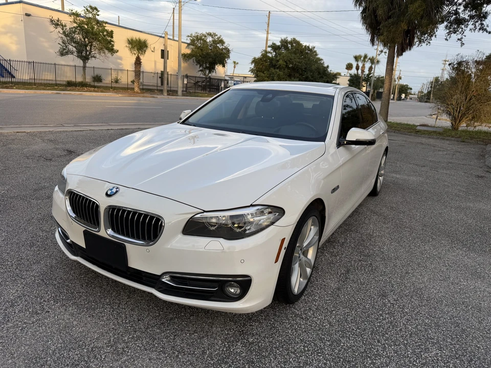 2014 BMW F10 5 Series Sedan - Image 17 of 31
