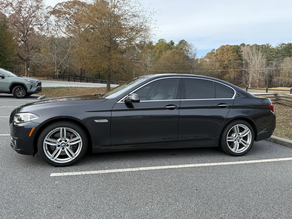 2014 BMW F10 5 Series Sedan - Image 14 of 31