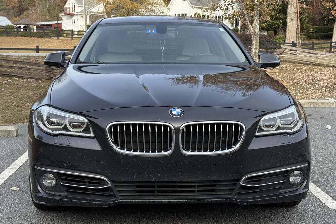 2014 BMW F10 5 Series Sedan - Image 2 of 31