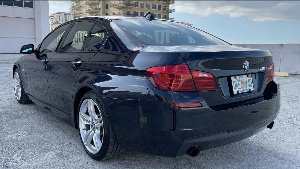 2014 BMW F10 5 Series Sedan - Image 9 of 31