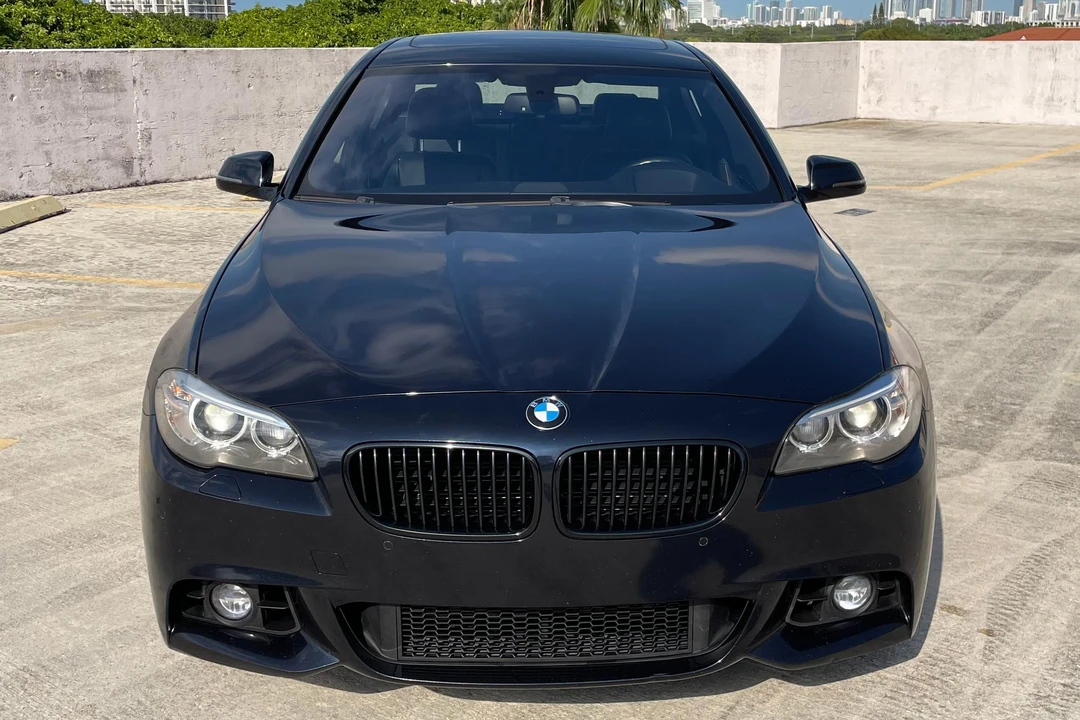 2014 BMW F10 5 Series Sedan - Image 2 of 31