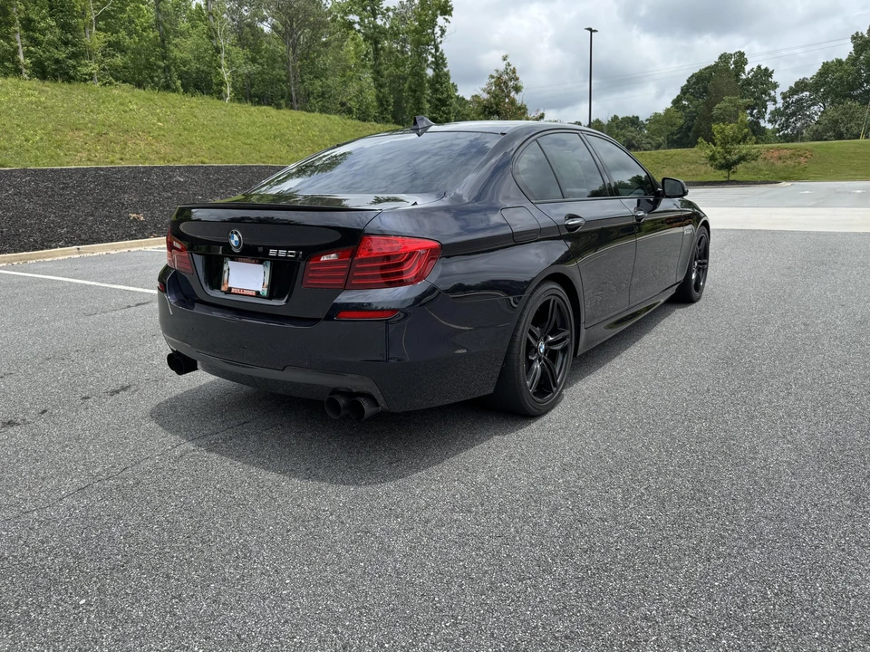 2014 BMW F10 550i & M550d Sedan - Image 18 of 31
