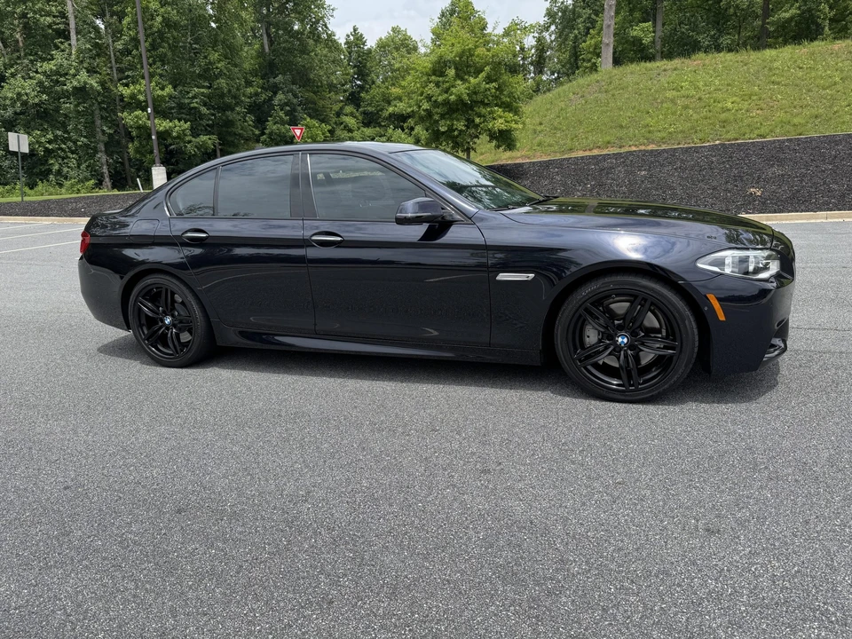 2014 BMW F10 550i & M550d Sedan - Image 15 of 31