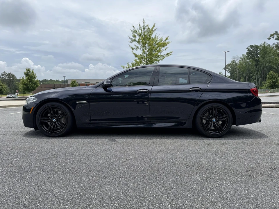 2014 BMW F10 550i & M550d Sedan - Image 26 of 31