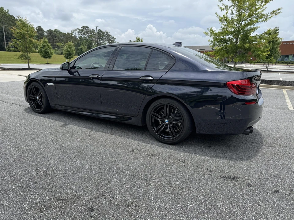 2014 BMW F10 550i & M550d Sedan - Image 25 of 31