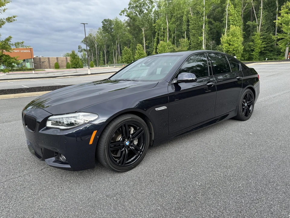 2014 BMW F10 550i & M550d Sedan - Image 3 of 31