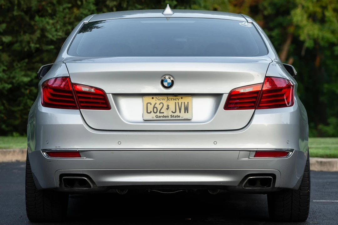 2014 BMW F10 550i & M550d Sedan - Image 5 of 31