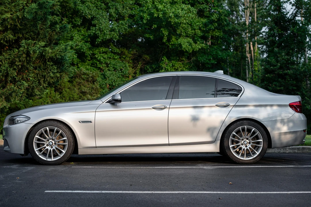2014 BMW F10 550i & M550d Sedan - Image 7 of 31
