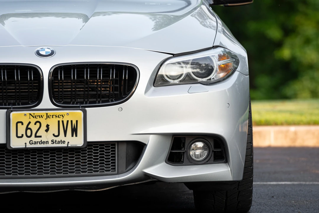2014 BMW F10 550i & M550d Sedan - Image 16 of 31