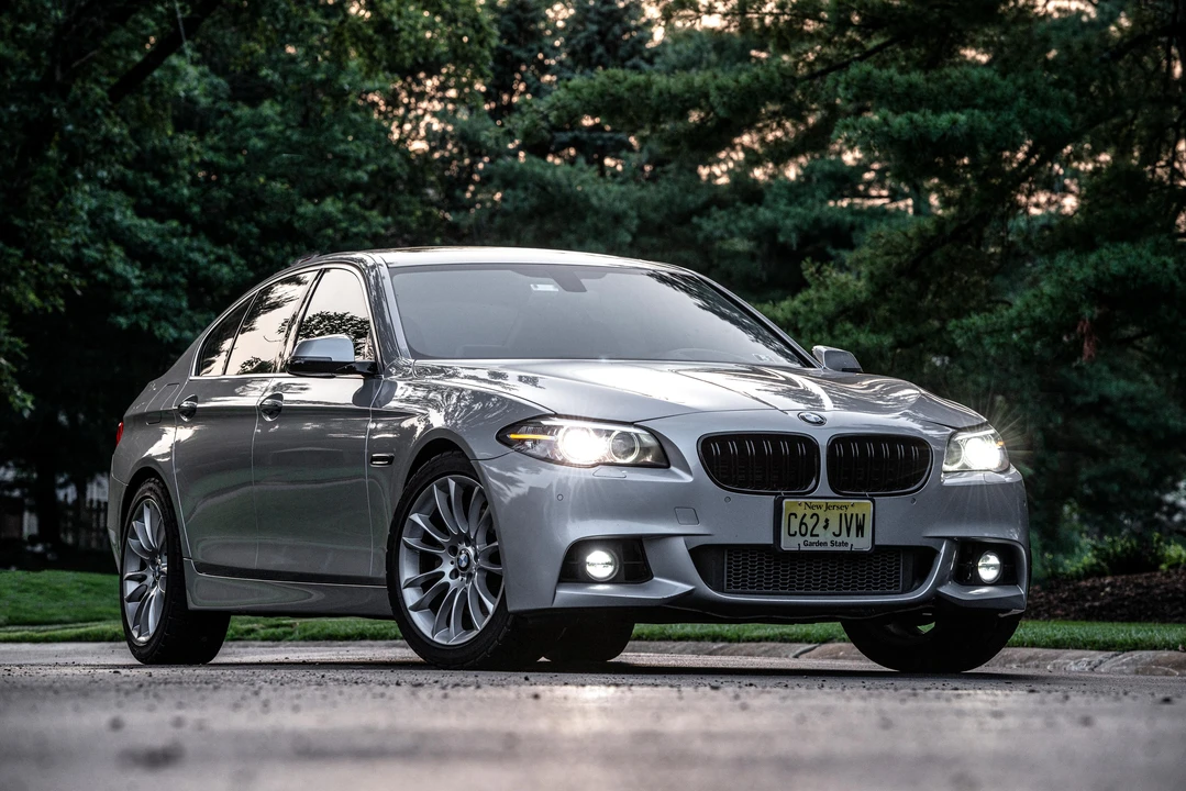 2014 BMW F10 550i & M550d Sedan - Image 13 of 31