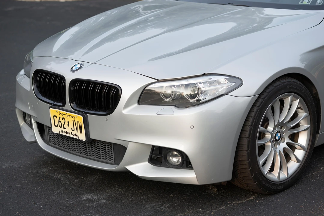 2014 BMW F10 550i & M550d Sedan - Image 18 of 31