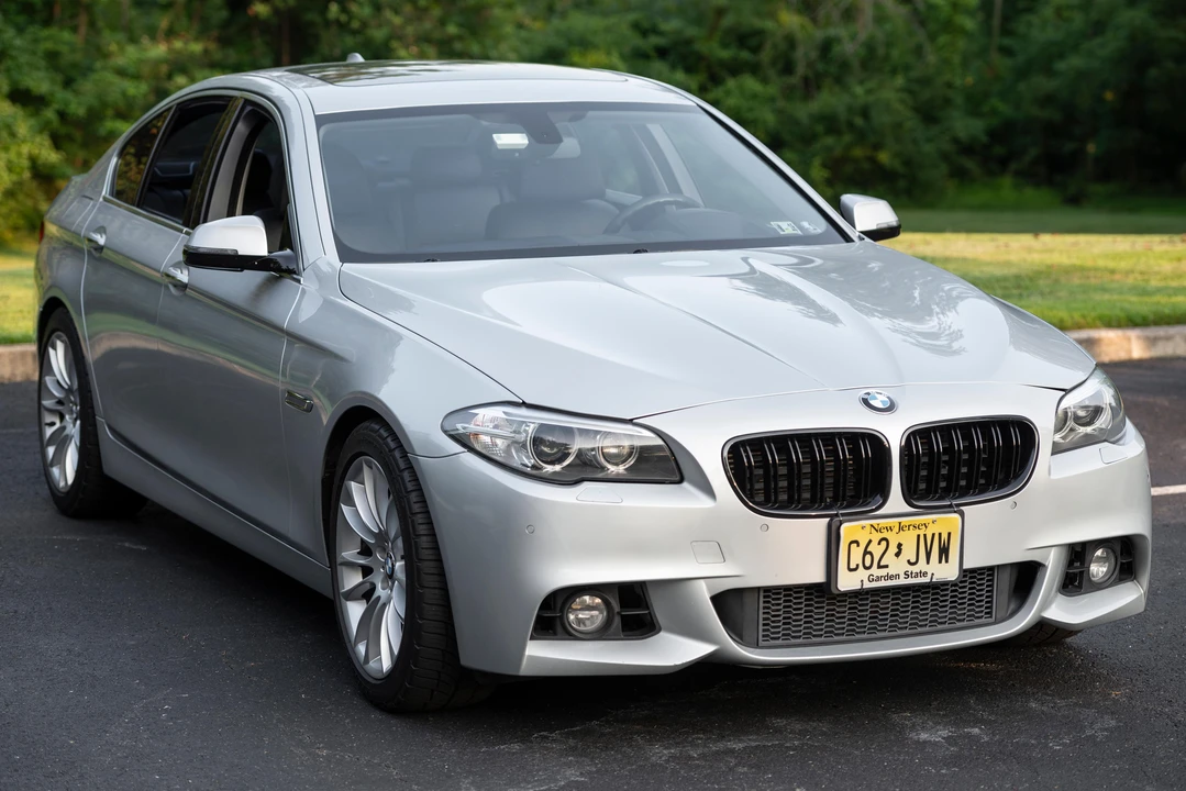 2014 BMW F10 550i & M550d Sedan - Image 15 of 31
