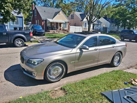 2014 BMW 7 Series 740i Sedan 4D