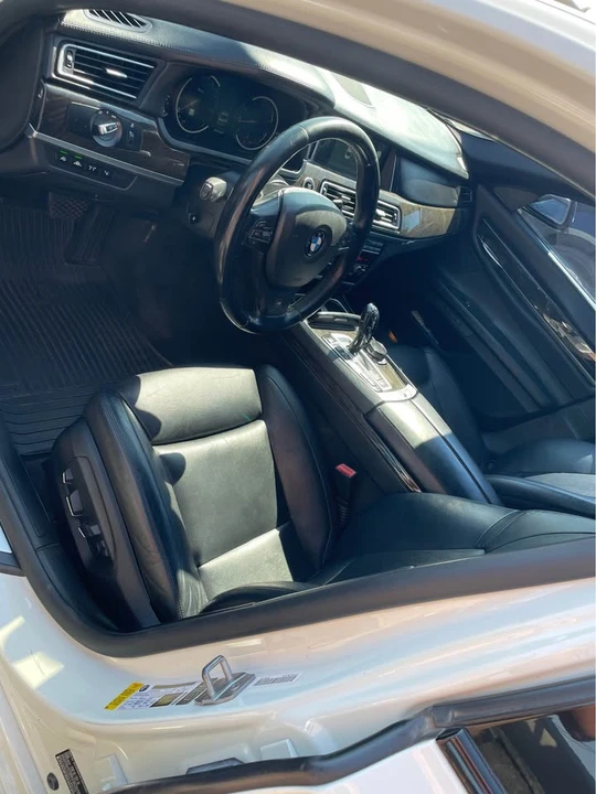 2014 BMW 7 Series - Image 5 of 9