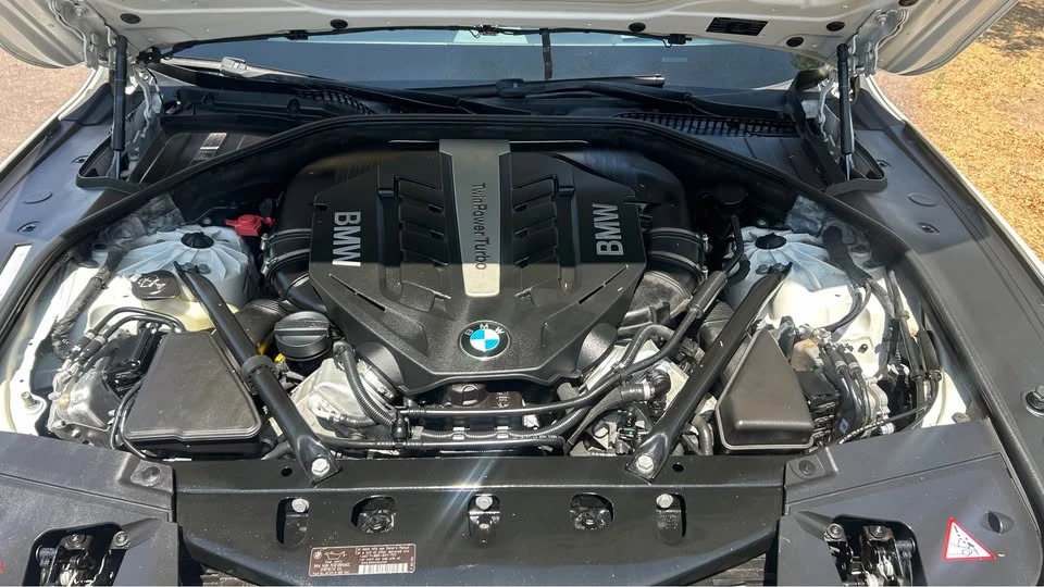 2014 BMW F01/F02 750i & 760Li Sedan - Image 14 of 19