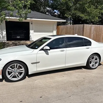 2014 BMW 7 Series 750Li Sedan 4D