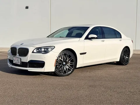 2014 BMW 7 Series 750Li Sedan 4D