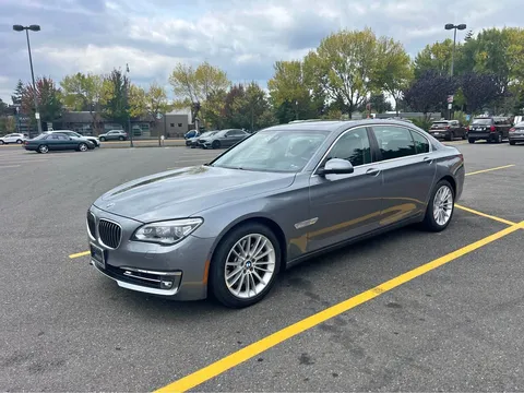 2014 BMW 750Li Sedan 4D