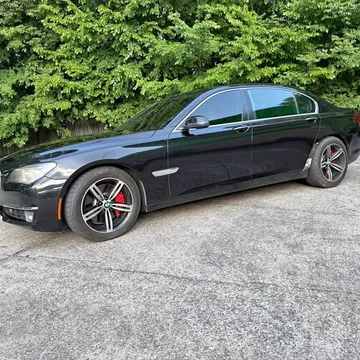 2014 BMW 750Li xDrive Sedan