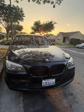 2014 BMW 7 Series 750i Sedan 4D