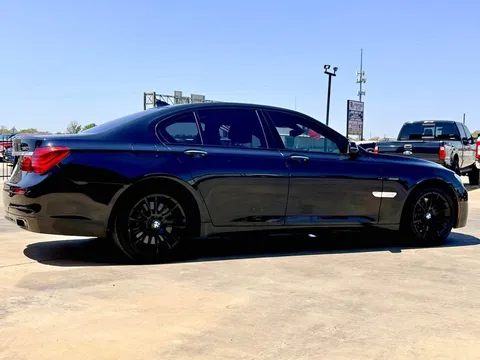 2014 BMW 7 Series 750i xDrive Sedan 4D