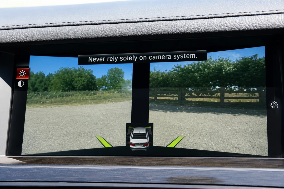 2014 BMW F01/F02 7 Series - Image 15 of 30