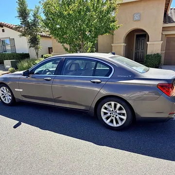 2014 BMW 7 Series ActiveHybrid 7 Sedan 4D