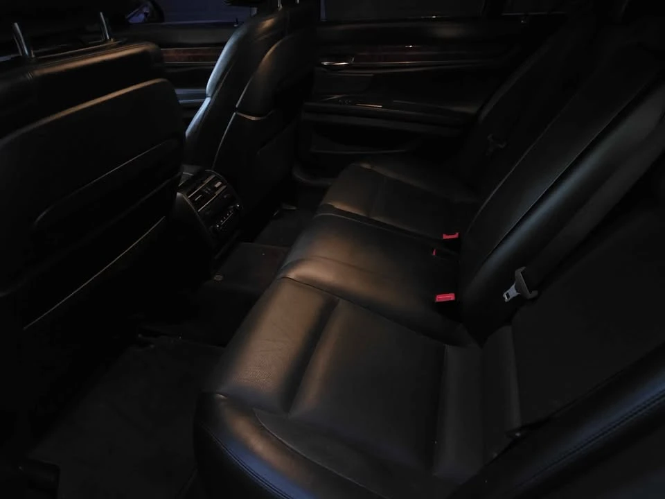 2014 BMW 7 Series - Image 10 of 17