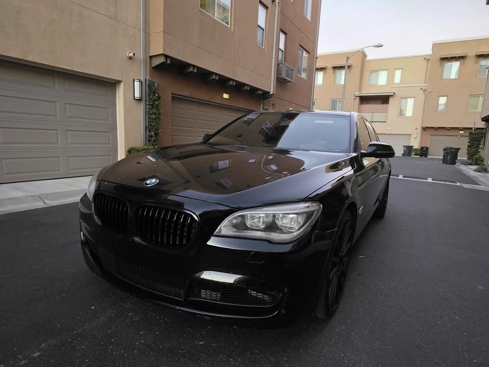 2014 BMW 7 Series - Image 15 of 17