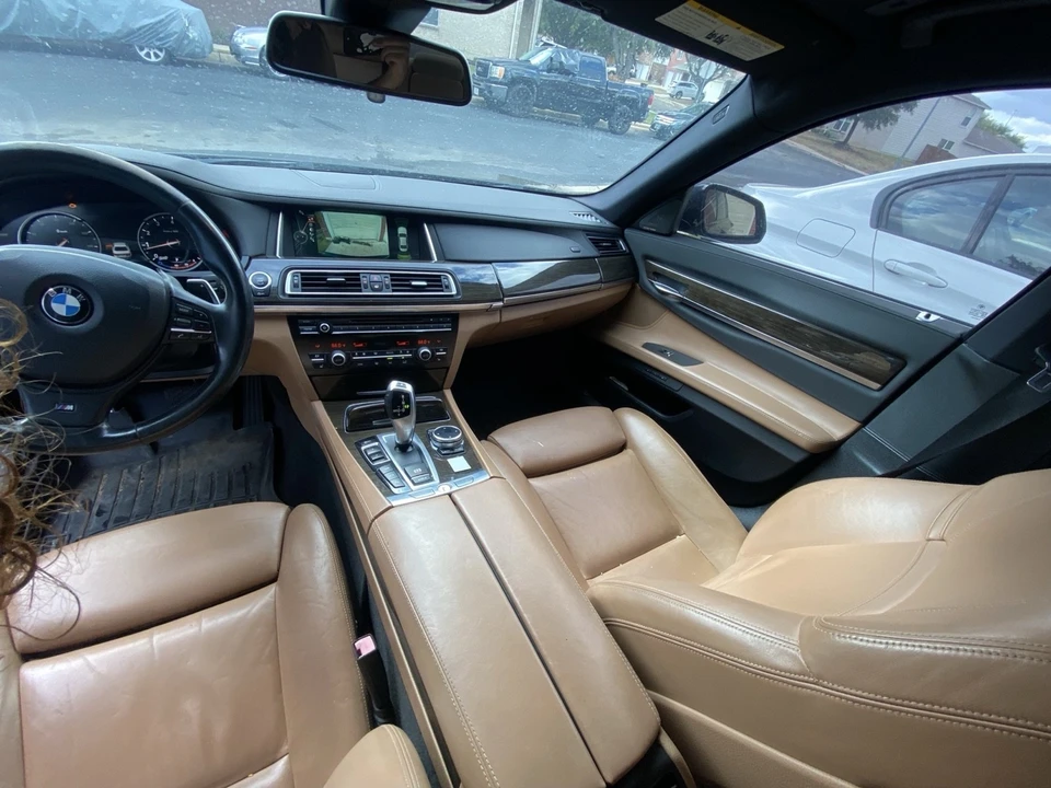 2014 BMW F01/F02 7 Series - Image 15 of 18