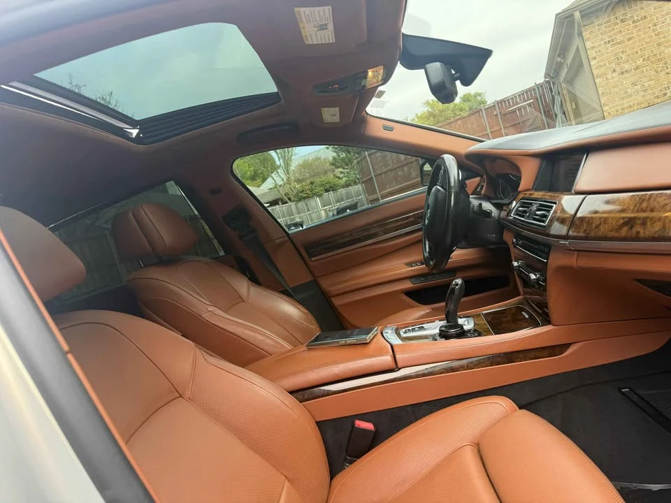 2014 BMW Alpina B7 - Image 5 of 16