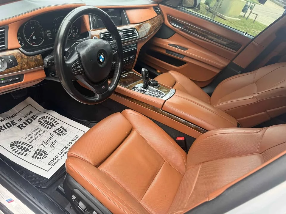 2014 BMW Alpina B7 - Image 9 of 16
