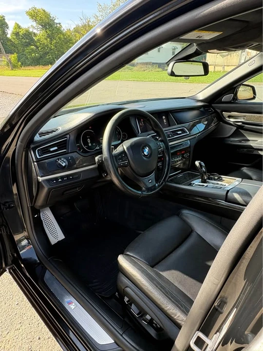 2014 BMW F01/F02 7 Series - Image 5 of 11