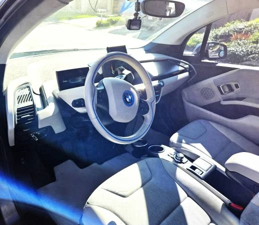 2014 BMW i3 - Image 11 of 15