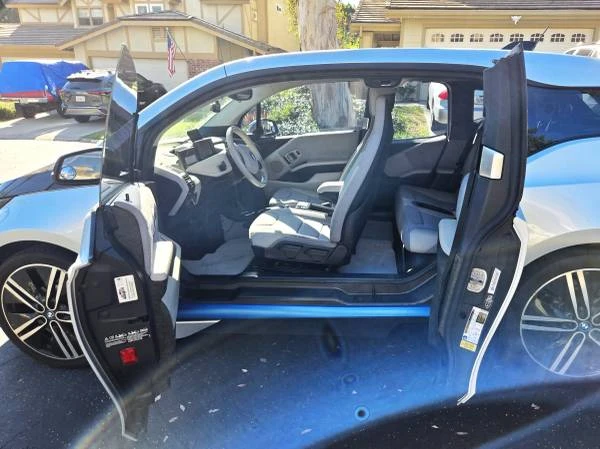 2014 BMW i3 - Image 10 of 15