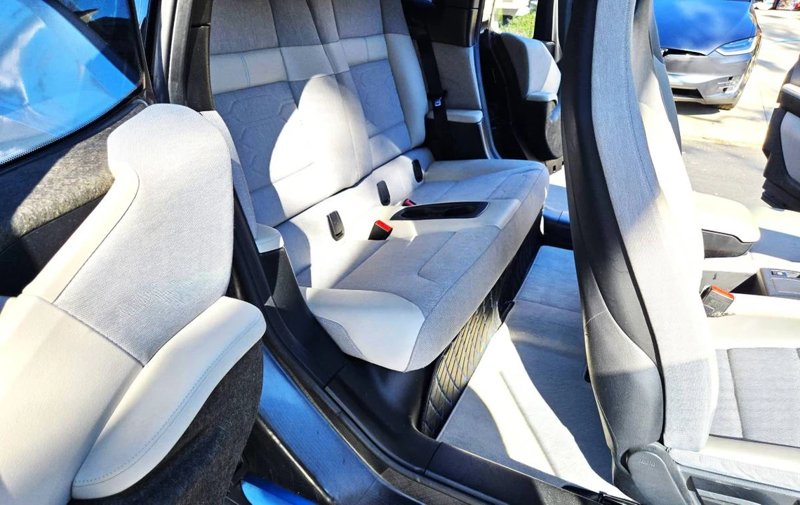 2014 BMW i3 - Image 12 of 14