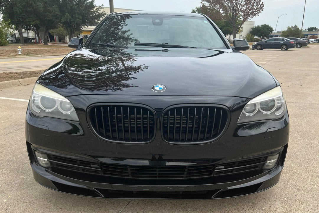 2014 BMW Alpina B7 - Image 2 of 31