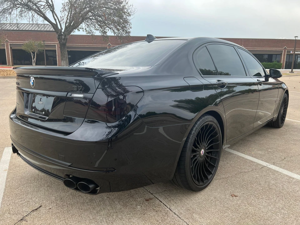 2014 BMW Alpina B7 - Image 9 of 31