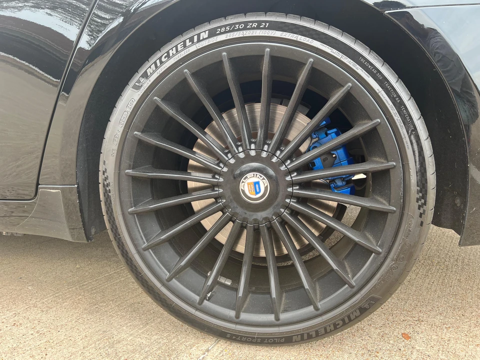 2014 BMW Alpina B7 - Image 25 of 31