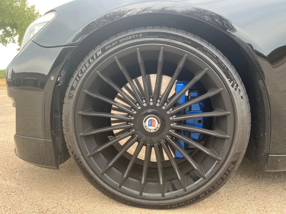 2014 BMW Alpina B7 - Image 24 of 31