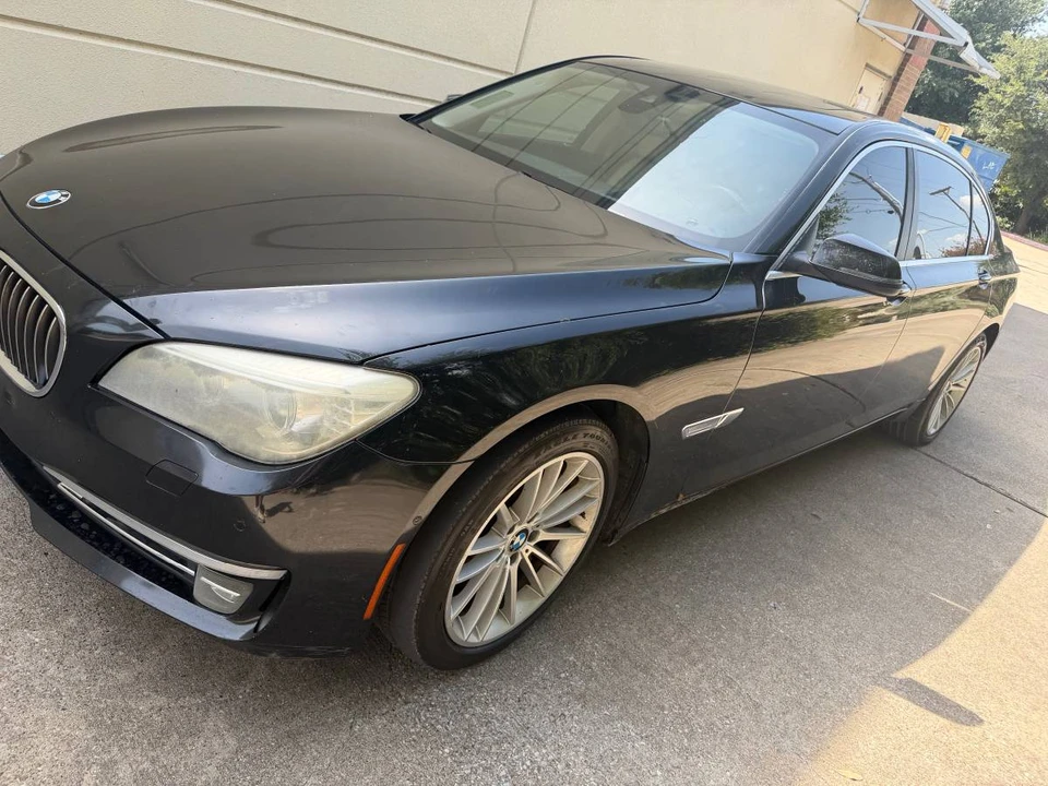 2014 BMW Alpina B7 - Image 2 of 10
