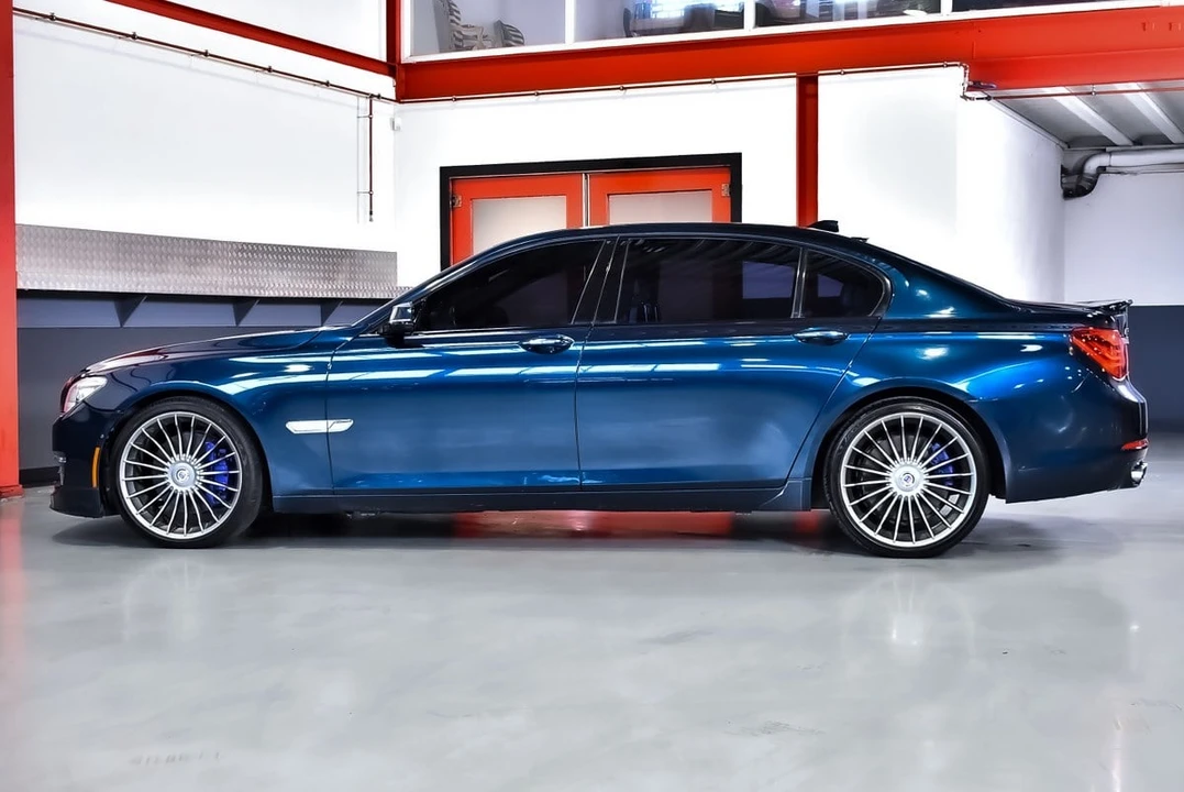 2014 BMW Alpina B7 - Image 25 of 31