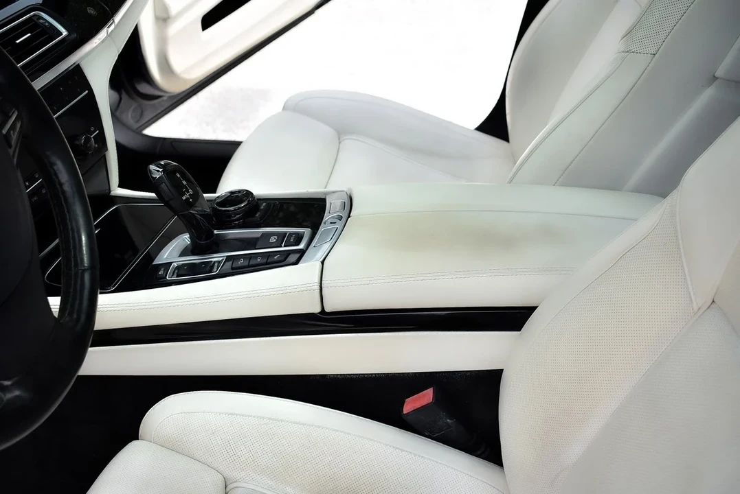 2014 BMW Alpina B7 - Image 22 of 31