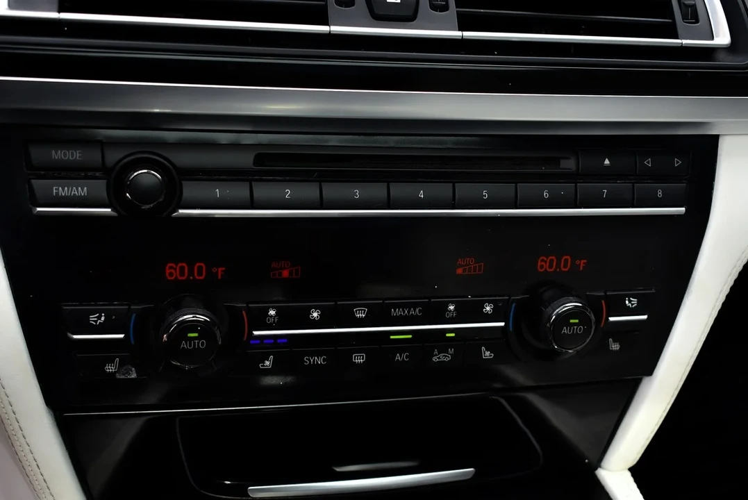 2014 BMW Alpina B7 - Image 28 of 31