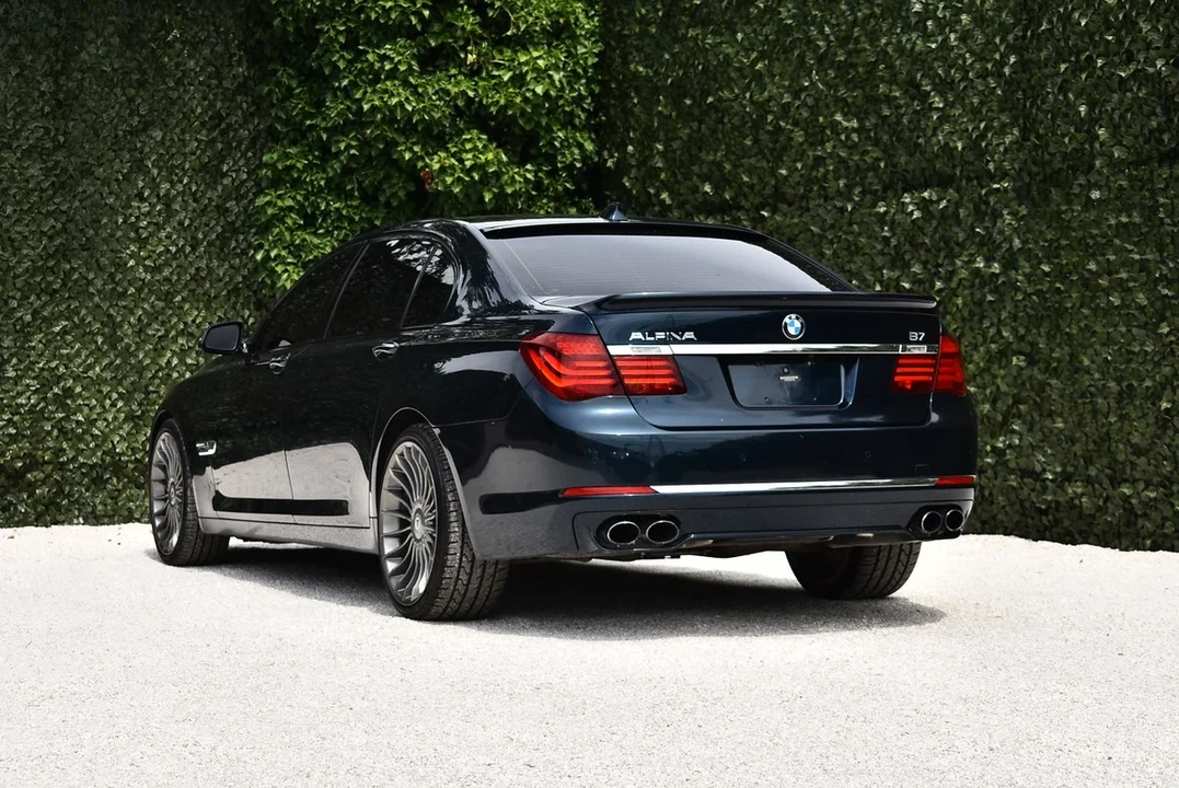 2014 BMW Alpina B7 - Image 11 of 31