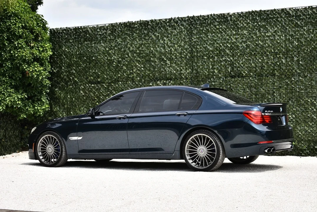 2014 BMW Alpina B7 - Image 14 of 31