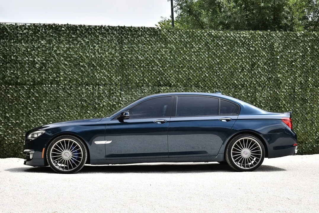 2014 BMW Alpina B7 - Image 16 of 31